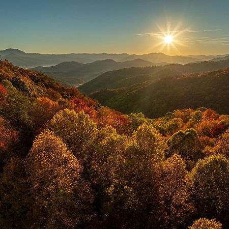 Elk & Embers Mountain Hideaway Hotel Waynesville Luaran gambar
