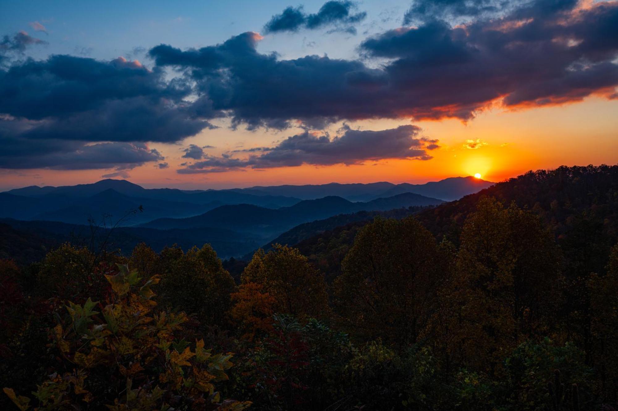 Elk & Embers Mountain Hideaway Hotel Waynesville Luaran gambar